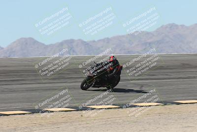 media/Oct-13-2025-Moto Forza (Mon) [[a66d839500]]/4-C Group/Session 2 (Bowl)/